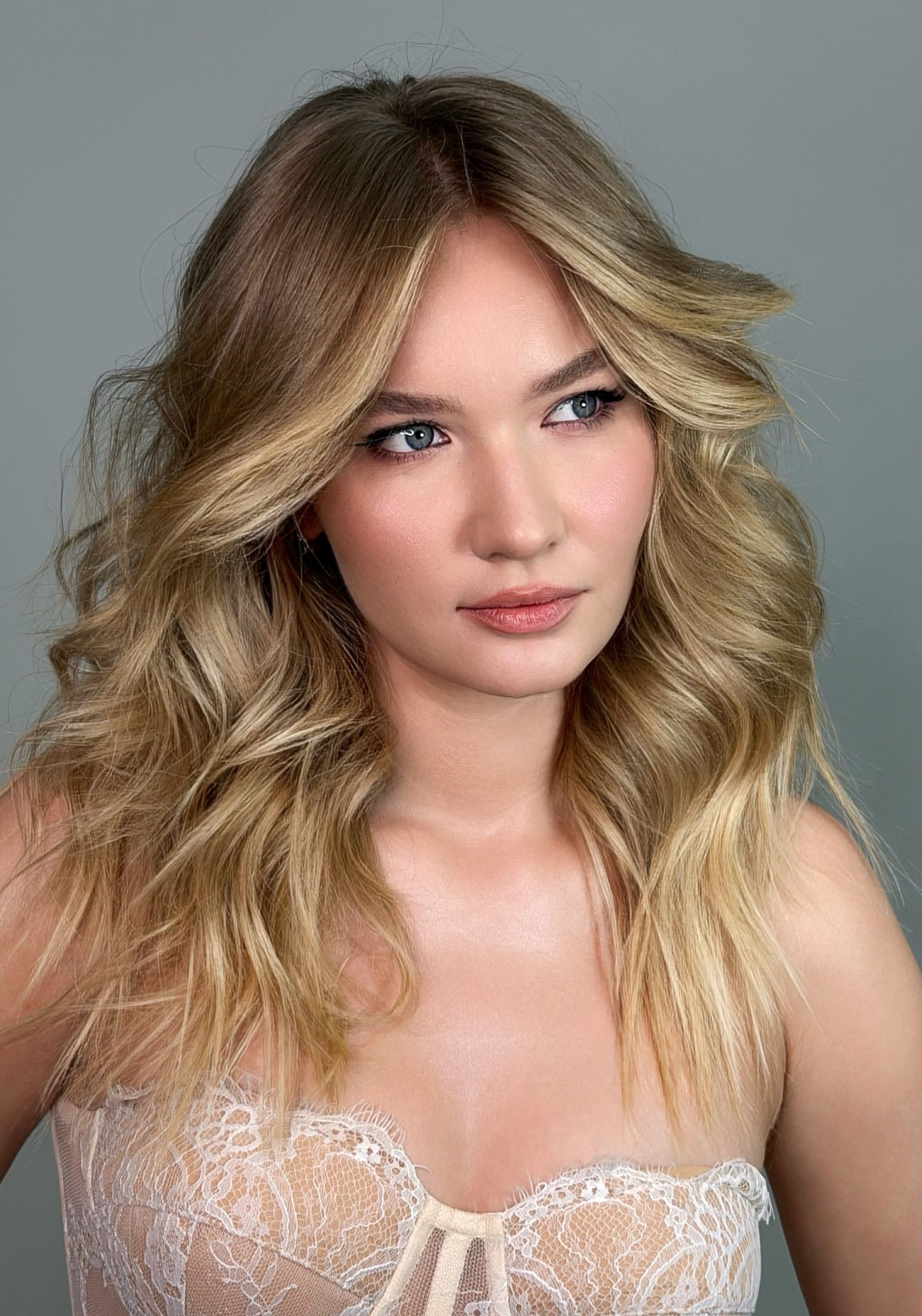 Какие стрижки помогут выглядеть моложе